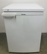 MIELE UNDER COUNTER LARDER FRIDGE - SOLD AS SEEN.