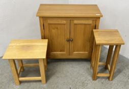 A MODERN SOLID LIGHT OAK TWO DOOR CABINET WITH SHELVED INTERIOR, W 70CM, D 34CM,