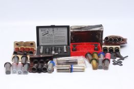 A GROUP OF APPROX 40 VARIOUS SHOTGUN CHOKES TO INCLUDE BROWNING INVECTOR, WAD WIZARD,