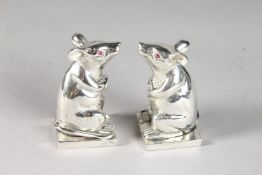 A PAIR OF MICE SALT AND PEPPERS.