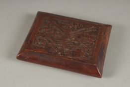 A FINELY ENGRAVED 19TH CENTURY OTTOMAN PRISONER OF WAR WOODEN TOBACCO BOX, bearing the Ottoman