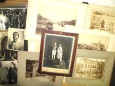 [PHOTOGRAPHS] A collection of miscellaneous photographs (Q).