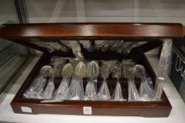 A bead pattern canteen of cutlery, six place setting.