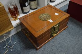 A Chinese hardwood jewellery box.