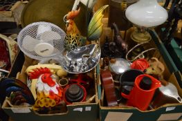 Miscellaneous collectables.