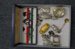 Miscellaneous collectables.