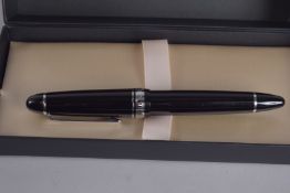 AN UNUSUAL NEW PILOT FOUNTAIN PEN with 21ct 825 nib. 'SAILOR THE KING OF PENS, ' 1911. Boxed.