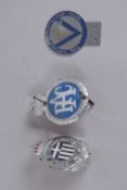 THE VINTAGE SPORTS CLUB BADGE RAC badge and another (3)