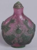 A 20TH CENTURY CHINESE TWO-COLOUR PEKING GLASS SNUFF BOTTLE, with twin dragons and the pearl of