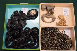 Decorative jewellery to include a jet brooch etc.