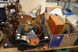 Miscellaneous collectables, table lamps and other items.