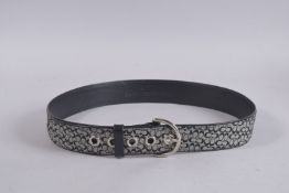 A COACH BLUE LEATHER BELT. 43ins long.