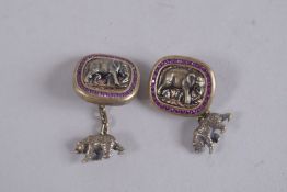 A PAIR OF RUSSIAN SILVER ELEPHANT CUFFLINKS.