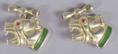 A PAIR OF RUSSIAN SILVER GILT DOG CUFFLINKS
