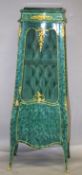 A GOOD MALACHITE PATTERN TAPERING VITRINE with ormolu mounts, three-quarter panel doors with
