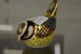 A Royal Crown Derby model of a wren.