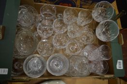 Quantity of glassware.