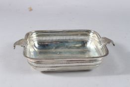 A TWO HANDLED SILVER RECTANGULAR BASKET. Sheffield 1902. Weight 13ozs.