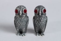 OWL WITH RED EYES SALT AND PEPPERS.