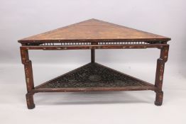 A GOOD CHINESE INLAID CORNER TABLE with carved uniting stretcher. 4ft 5ins wide x 2ft 5ins high.