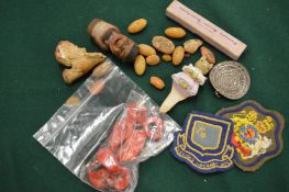 Miscellaneous collectables.