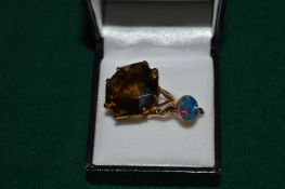 Two 9ct gold dress rings.