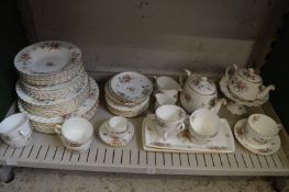 A quantity of Minton Marlow dinner and tea ware.