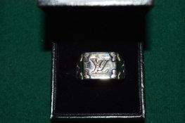 Decorative silver ring.