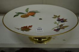 A porcelain tazza.