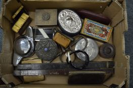 Miscellaneous collectables.