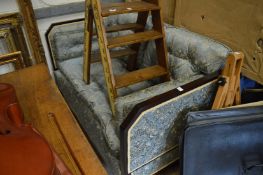 An unusual daybed/settee.