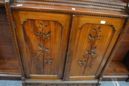 A GOOD VICTORIAN MAHOGANY BREAKFRONT LIBRARY BOOKCASE.
