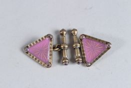 A PAIR OF RUSSIAN PINK ENAMEL TRIANGULAR CUFFLINKS.