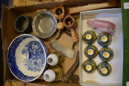 Miscellaneous collectables, decorative china and glass etc.