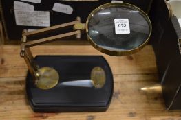 Table magnifying glass.