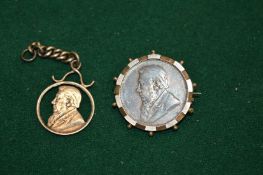 Two Boer War items, a sweetheart brooch and pendant.