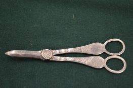 Pair of plated grape scissors.