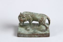 A BRONZE TIGER SEAL. 2ins high.