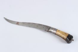 AN EARLY 19TH CENTURY INDIAN KNIFE, with bone mounted handle. 17.5ins.