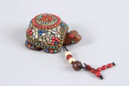 A TIBETAN AGATE TURTLE MOUNTED SHELL.