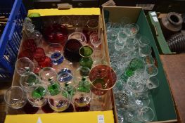 Quantity of glassware.