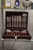 A six place canteen of Kings pattern cutlery.