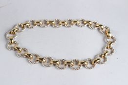 A HEAVY SILVER AND SILVER GILT NECKLACE.