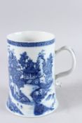A GOOD LARGE 19TH CENTURY CHINESE BLUE AND WHITE TANKARD, painted with buildings in a river
