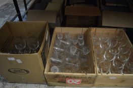 Quantity of wine glasses etc.