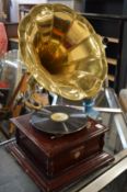 Reproduction gramophone.