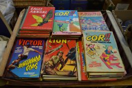 A quantity of childrens annuals.