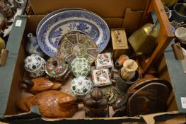 Decorative china and other items.