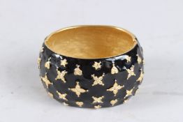 A KENNETH LANE VINTAGE BLUE STAR BRACELET. 2.75ins.