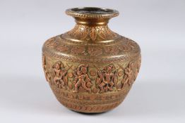 A FINE AND LARGE 19TH CENTURY SOUTH INDIAN TANJORE COPPER INLAID LOTA VESSEL with figural